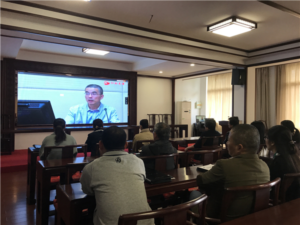 匯才黨支部組織觀看“紅船黨課”——走向新征程，學習黨的十九大精神